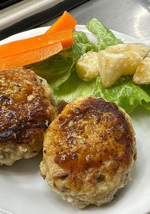 きのこ嫌いも完食間違いなし！きのこバーグ-レシピのメイン写真