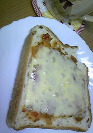 ライ麦食パン♪アレンジさ-レシピのメイン写真
