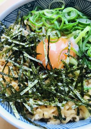 チキンラーメン●海苔玉子＆ネギ盛り-レシピのメイン写真