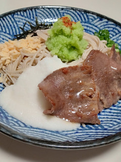 牛たんとろろおろしそば-レシピのメイン写真