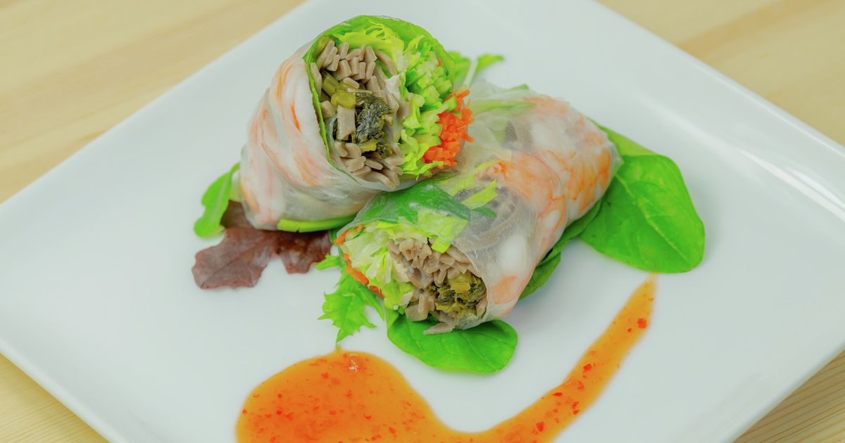 黒い太切蕎麦の生春巻き～エビと彩り野菜～ by The乾麺グランプリ