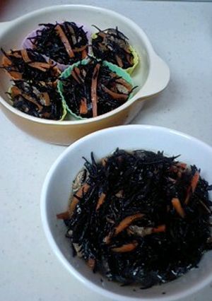ほどよい味のひじきの煮物-レシピのメイン写真