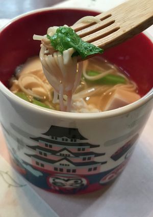 残ったお味噌汁と素麺でマグヌードル-レシピのメイン写真