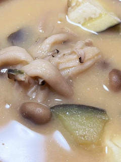 なすとぶなしめじの味噌汁-レシピのメイン写真