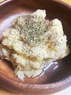 アンチョビガーリックポテサラ-レシピのメイン写真