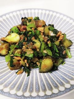 鮎の甘露煮 で山椒炒め なすと小松菜-レシピのメイン写真
