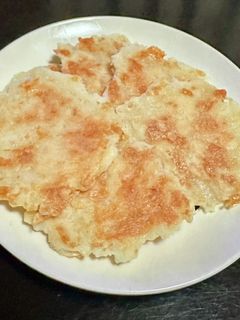 米粉でチーズ煎餅ᵔᢦᵔ-レシピのメイン写真