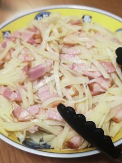 ベーコンとシャキシャキじゃがバター炒め♪-レシピのメイン写真