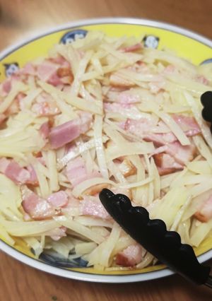 ベーコンとシャキシャキじゃがバター炒め♪-レシピのメイン写真