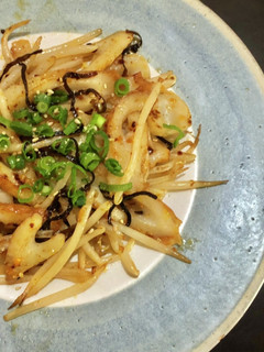 もやし+ちくわ×具入りラー油+塩昆布-レシピのメイン写真