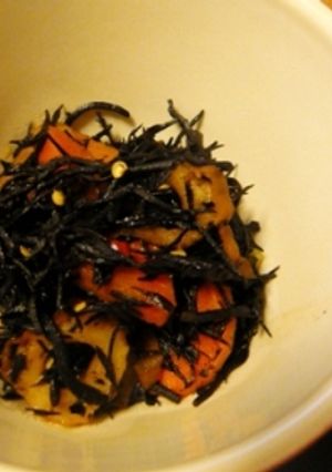 ﾀﾞｲｴｯﾄ♡ﾋﾟﾘｶﾗひじきの煮物-レシピのメイン写真