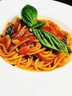 シンプルなトマトとガーリックのパスタ-レシピのメイン写真