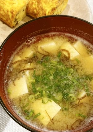 いれるだけヘルシー♪もずくの味噌汁-レシピのメイン写真