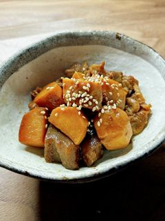 お箸止まらない!里芋と豚こまの煮物-レシピのメイン写真