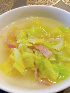 春キャベツとベーコンの中華スープ-レシピのメイン写真