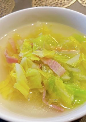 春キャベツとベーコンの中華スープ-レシピのメイン写真