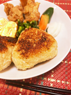 簡単!フライパンでネギ味噌焼きおにぎり!-レシピのメイン写真