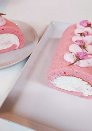 米粉のさくらシフォンロールケーキ-レシピのメイン写真