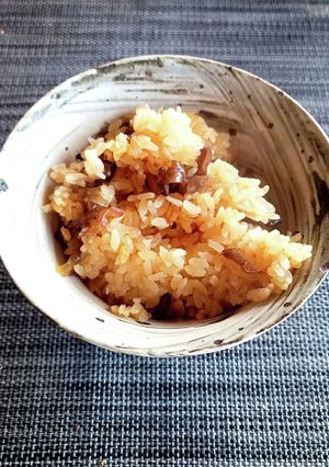 超簡単☆生キクラゲの炊き込みご飯-レシピのメイン写真