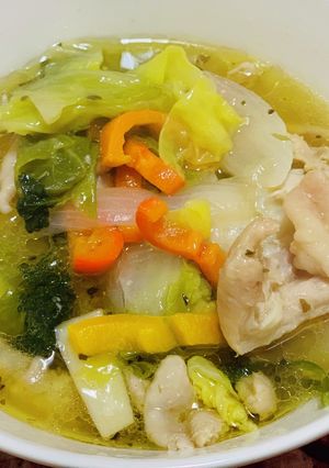鶏皮と5野菜の塩麹スープ-レシピのメイン写真