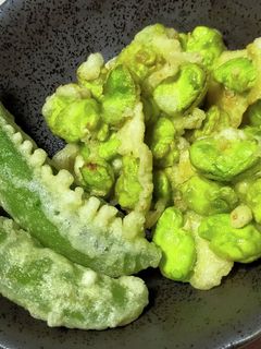 春の味そら豆とスナップエンドウの天ぷら-レシピのメイン写真