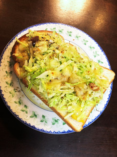 ハニー♡チーズトースト(ハム&キャベツ)-レシピのメイン写真