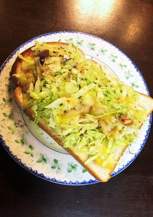 ハニー♡チーズトースト（ハム&キャベツ）-レシピのメイン写真