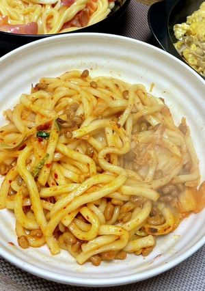 キムチ納豆うどん♪3/22-レシピのメイン写真
