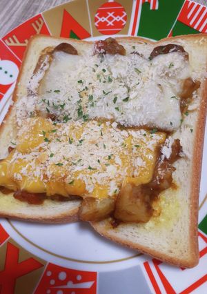 ダブルチーズのカレートースト-レシピのメイン写真