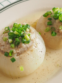 1/2日分の野菜!玉ねぎの肉詰め-レシピのメイン写真