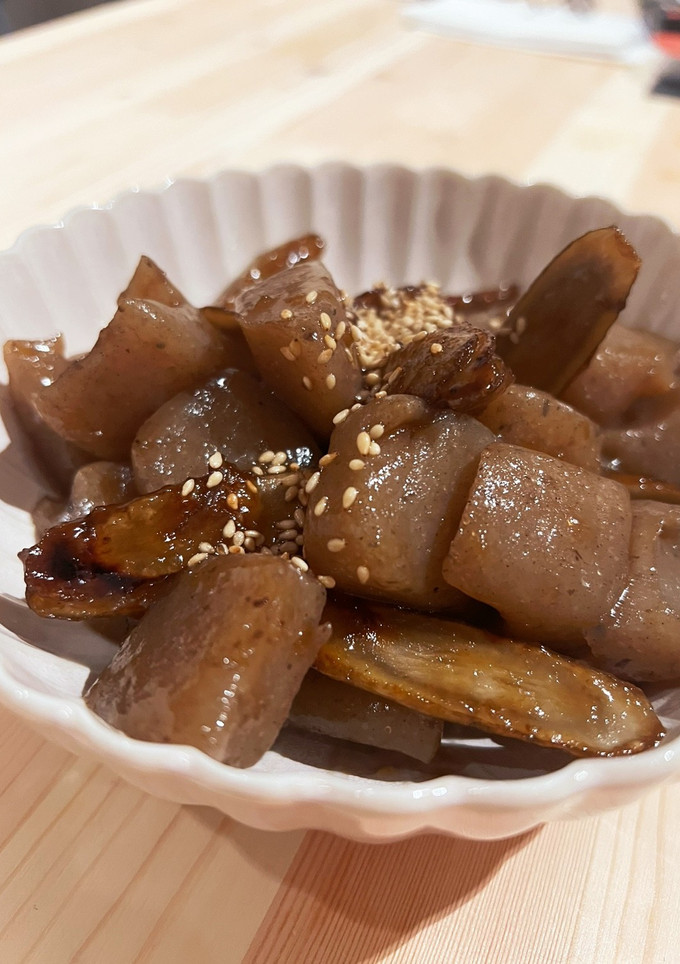 ごぼうと蒟蒻のこってりこてこて炒め煮-レシピのメイン写真