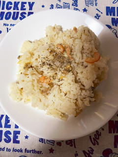 炊飯器でシーフードとツナのピラフ-レシピのメイン写真