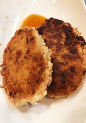 じゃこと椎茸キャベツの和風豆腐ハンバーグ-レシピのメイン写真