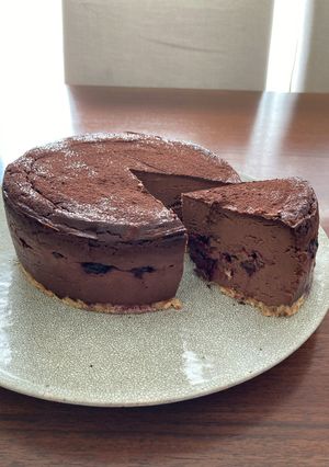 ダークチェリーチョコレートチーズケーキ-レシピのメイン写真