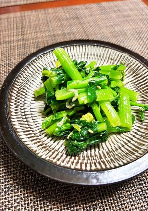 大根の葉とチリメンの胡麻サラダ-レシピのメイン写真