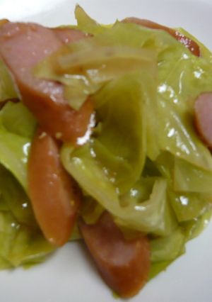 キャベツとソーセージ-レシピのメイン写真