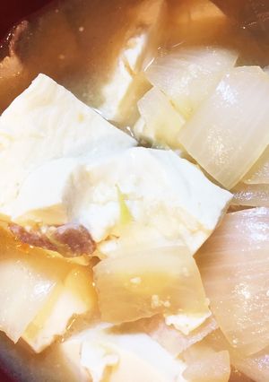 豚汁〜玉ねぎ・豚バラ・豆腐のみ-レシピのメイン写真