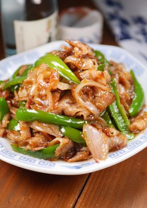 行列の中華屋のとろとろ豚バラピーマン炒め-レシピのメイン写真