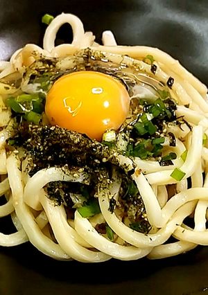 お昼は手抜き！簡単★塩麹うどん★動画あり-レシピのメイン写真