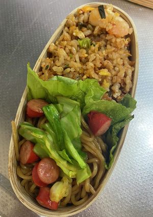 エビ炒飯&レンチン焼きそば弁当-レシピのメイン写真