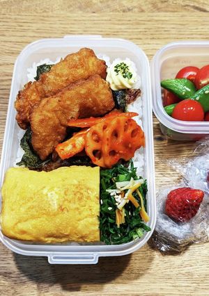 旦那弁当!ロピアの鶏天のり弁!即席苺大福-レシピのメイン写真