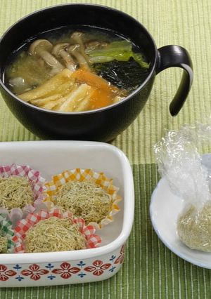 みそ玉で野菜たっぷりみそ汁-レシピのメイン写真