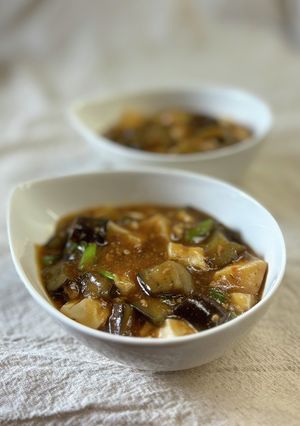 麻婆の素で二刀流!簡単すぎる麻婆茄子豆腐-レシピのメイン写真