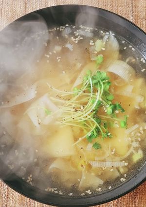 餃子の皮ワンタン☆スープジャー☆弁当昼食-レシピのメイン写真