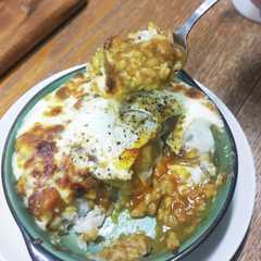 รูปของ 半熟玉子の焼きカレー（時短）