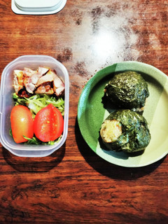 チーズおかかと大根菜ピリ辛焼き海苔結び-レシピのメイン写真