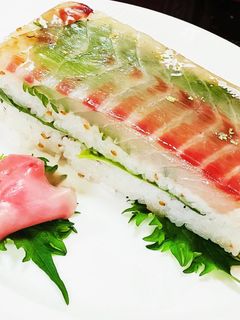 昆布締めした鯛の押し寿司-レシピのメイン写真