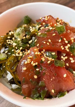 まぐろめかぶ丼-レシピのメイン写真