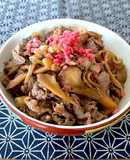 食感がいい！簡単『きのこ入り牛丼』