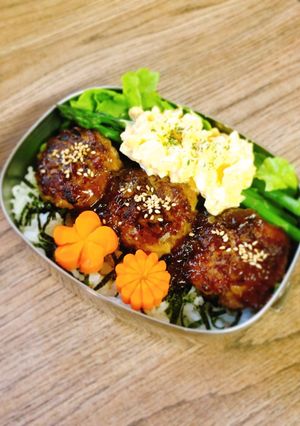 餡がからんだ豚ひき肉のつくね-レシピのメイン写真